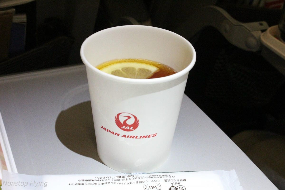 2017.04.19 日本航空JL809 成田-桃園 787飛行記錄:2-4-2獨家配置,北海道主題餐點,組員熱情服務! - 第55張圖 2017.04.19 日本航空JL809 成田-桃園 787飛行記錄:2-4-2獨家配置,北海道主題餐點,組員熱情服務!