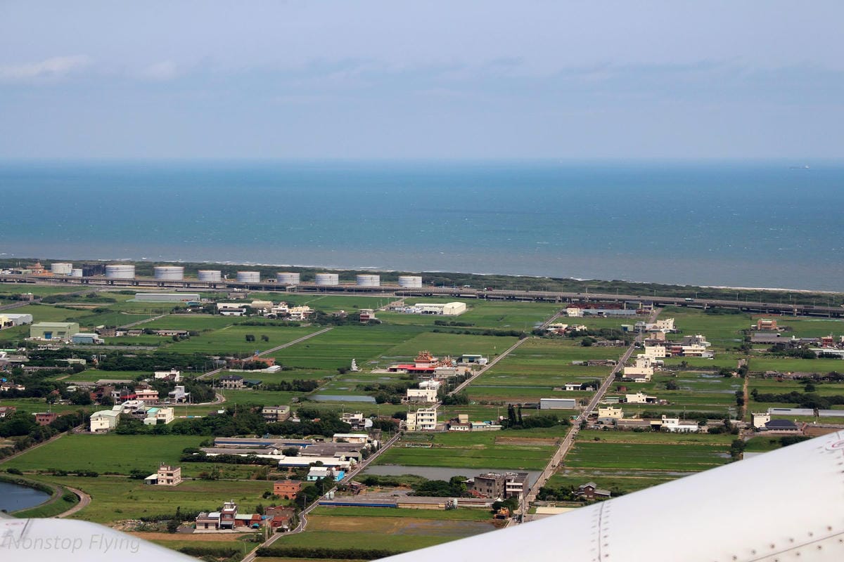 2017.05.07 長榮航空 BR807 桃園TPE-澳門MFM 飛行記錄 -波音777菁英艙座位! - 第43張圖 2017.05.07 長榮航空 BR807 桃園TPE-澳門MFM 飛行記錄 -波音777菁英艙座位!