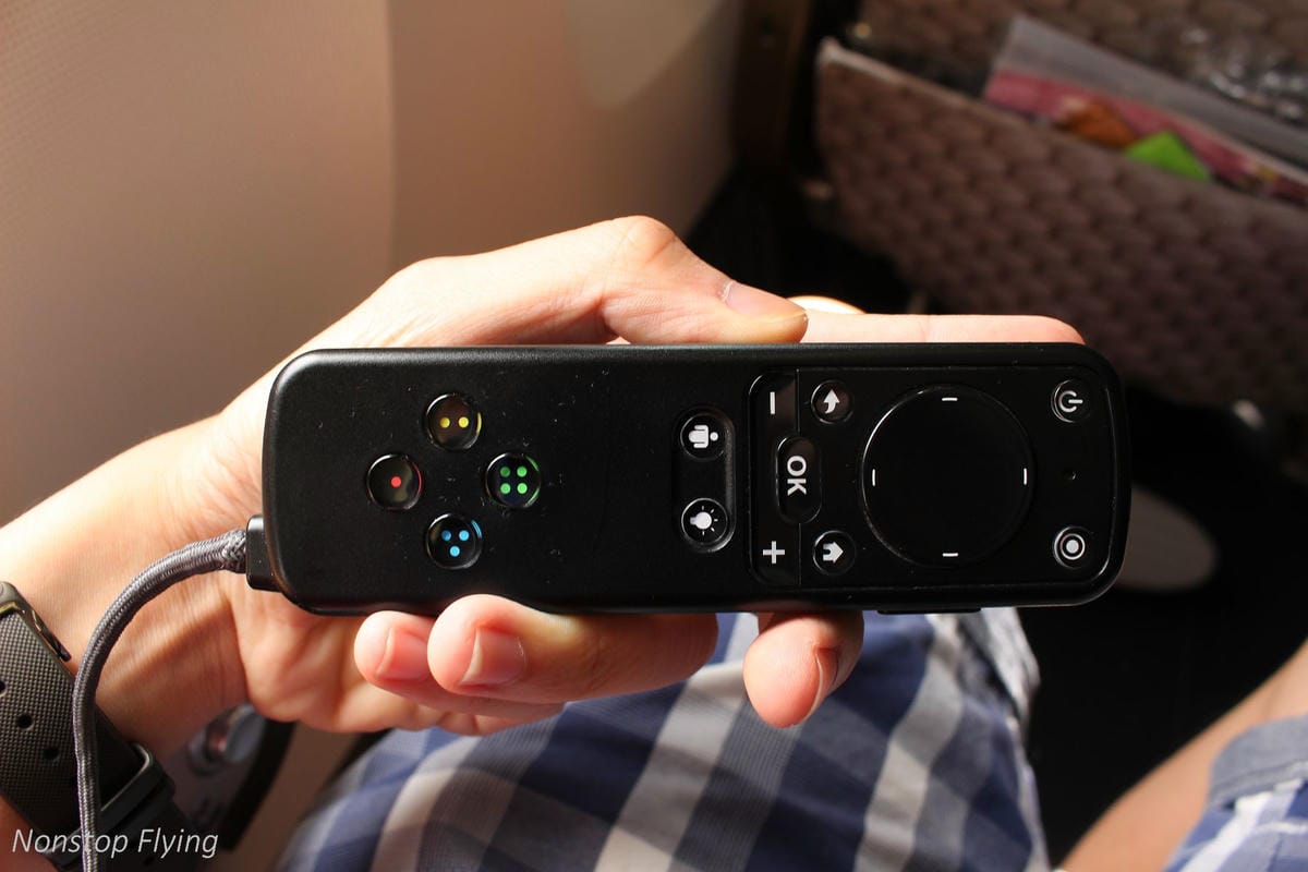 2017.05.07 長榮航空 BR807 桃園TPE-澳門MFM 飛行記錄 -波音777菁英艙座位! - 第36張圖 2017.05.07 長榮航空 BR807 桃園TPE-澳門MFM 飛行記錄 -波音777菁英艙座位!