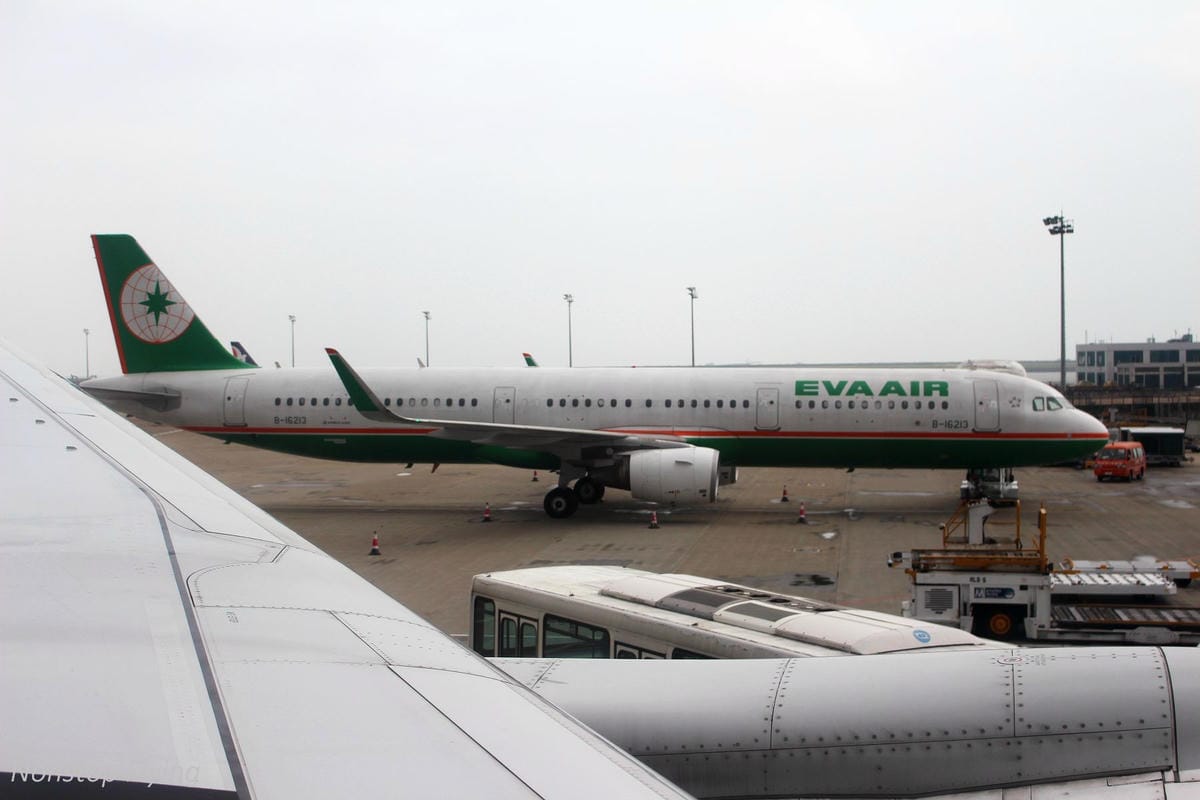 2017.05.07 長榮航空 BR807 桃園TPE-澳門MFM 飛行記錄 -波音777菁英艙座位! - 第77張圖 2017.05.07 長榮航空 BR807 桃園TPE-澳門MFM 飛行記錄 -波音777菁英艙座位!