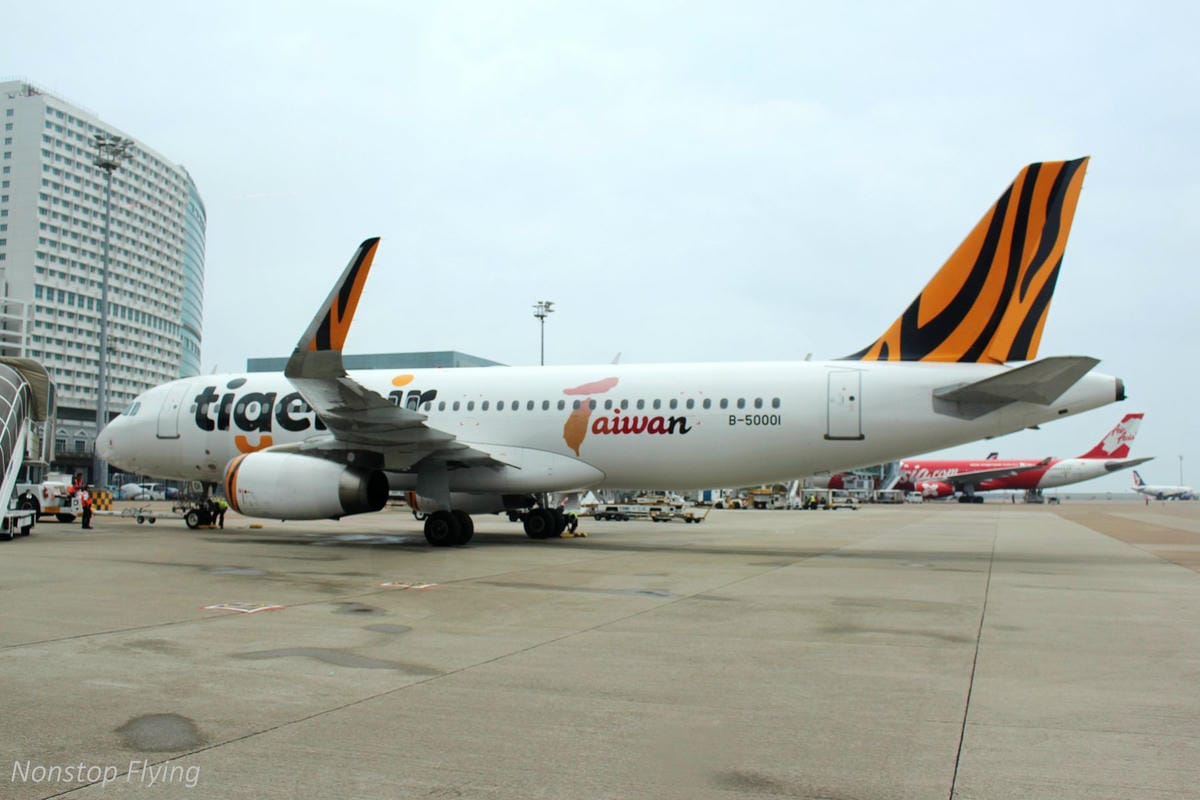 2017.05.07 長榮航空 BR807 桃園TPE-澳門MFM 飛行記錄 -波音777菁英艙座位! - 第81張圖 2017.05.07 長榮航空 BR807 桃園TPE-澳門MFM 飛行記錄 -波音777菁英艙座位!