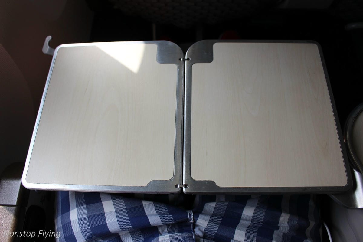 2017.05.07 長榮航空 BR807 桃園TPE-澳門MFM 飛行記錄 -波音777菁英艙座位! - 第27張圖 2017.05.07 長榮航空 BR807 桃園TPE-澳門MFM 飛行記錄 -波音777菁英艙座位!