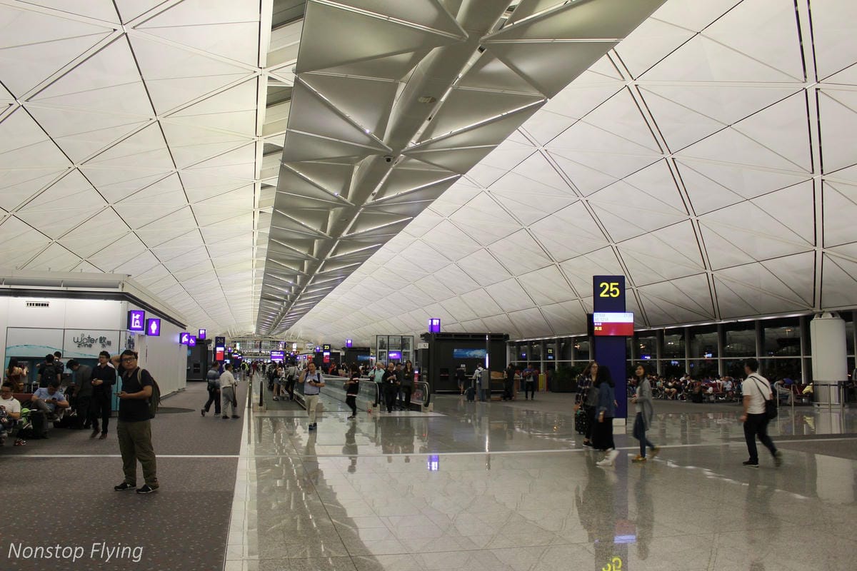 2017.05.12 長榮航空 BR858 香港HKG-桃園TPE 飛行記錄 -巧遇酷企鵝郊遊機! - 第46張圖 2017.05.12 長榮航空 BR858 香港HKG-桃園TPE 飛行記錄 -巧遇酷企鵝郊遊機!