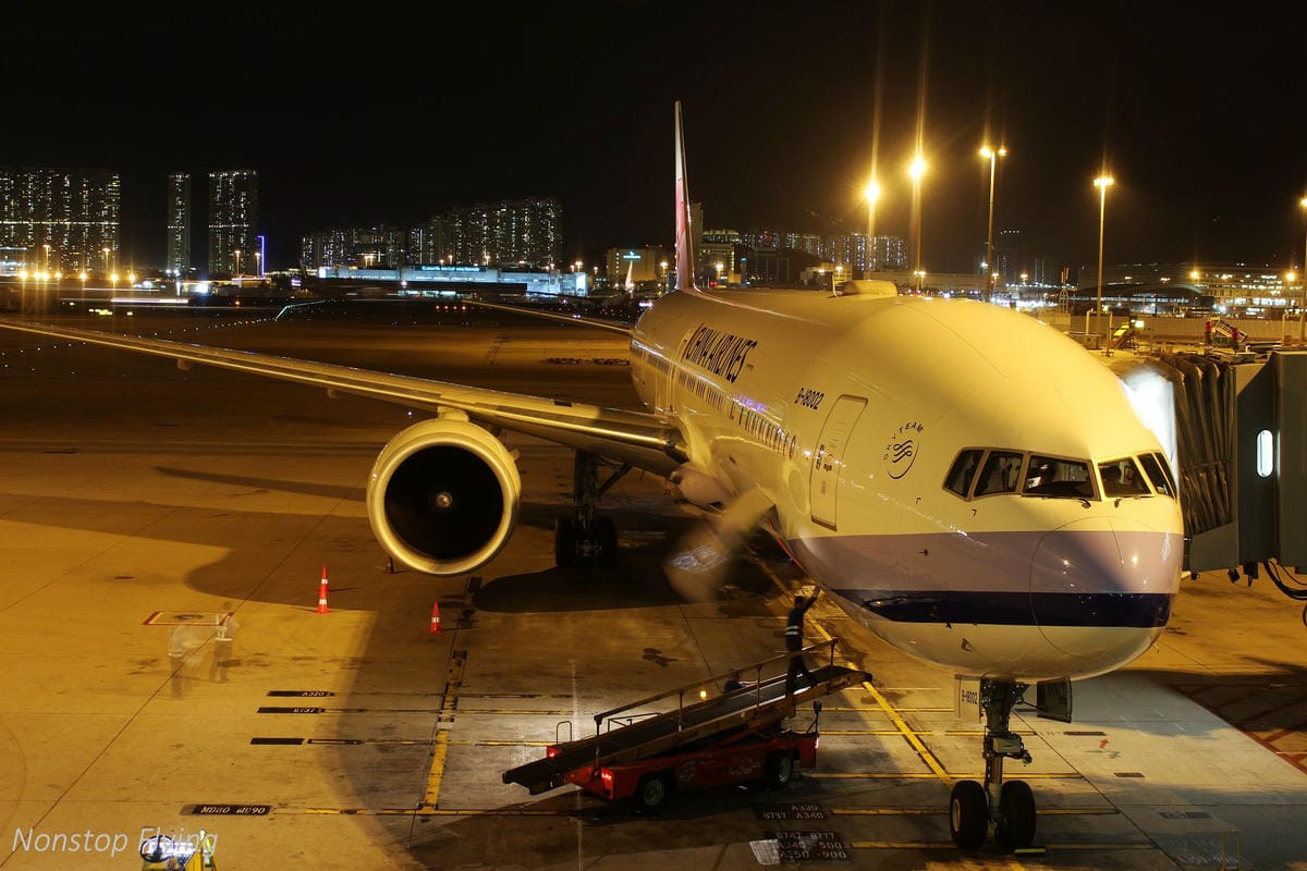 2017.05.12 長榮航空 BR858 香港HKG-桃園TPE 飛行記錄 -巧遇酷企鵝郊遊機! - 第39張圖 2017.05.12 長榮航空 BR858 香港HKG-桃園TPE 飛行記錄 -巧遇酷企鵝郊遊機!