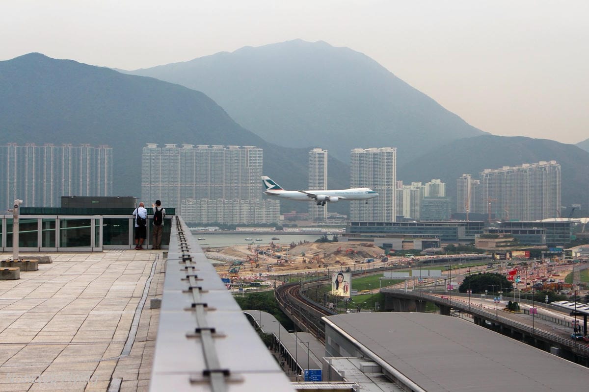 2017.05.12 長榮航空 BR858 香港HKG-桃園TPE 飛行記錄 -巧遇酷企鵝郊遊機! - 第16張圖 2017.05.12 長榮航空 BR858 香港HKG-桃園TPE 飛行記錄 -巧遇酷企鵝郊遊機!