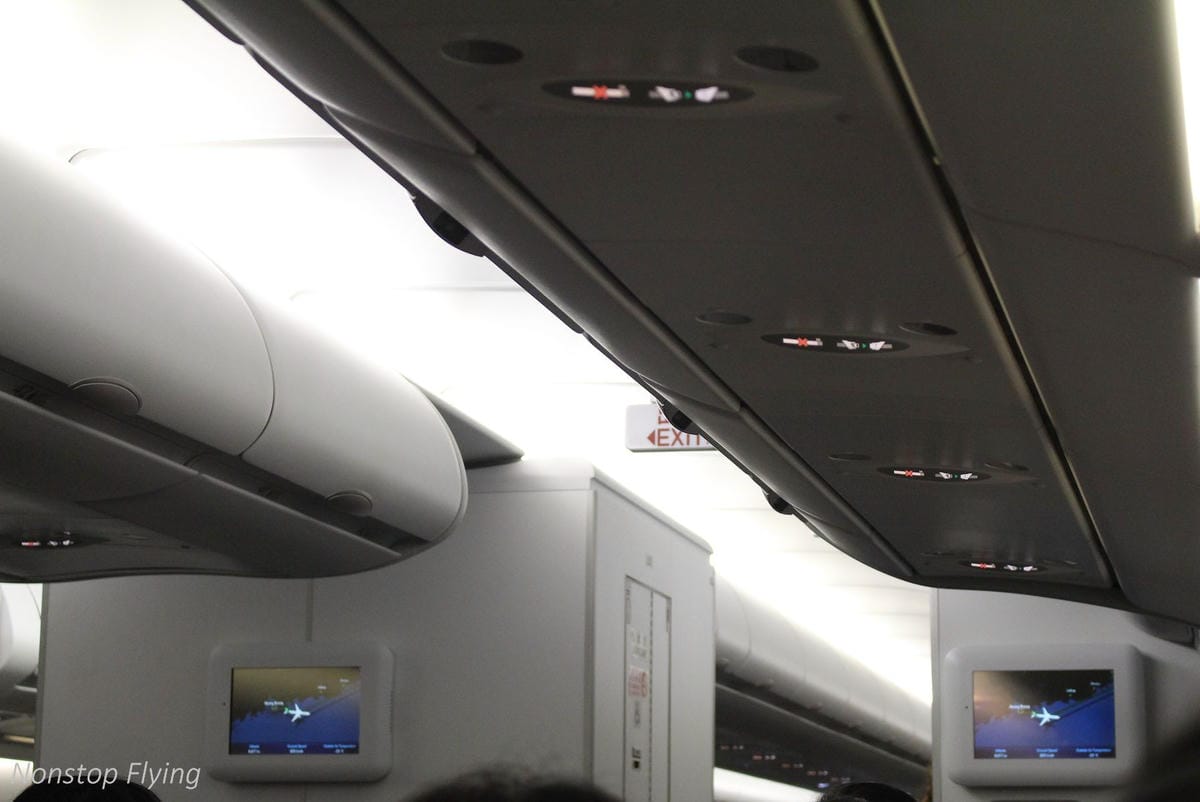 2017.05.12 長榮航空 BR858 香港HKG-桃園TPE 飛行記錄 -巧遇酷企鵝郊遊機! - 第68張圖 2017.05.12 長榮航空 BR858 香港HKG-桃園TPE 飛行記錄 -巧遇酷企鵝郊遊機!