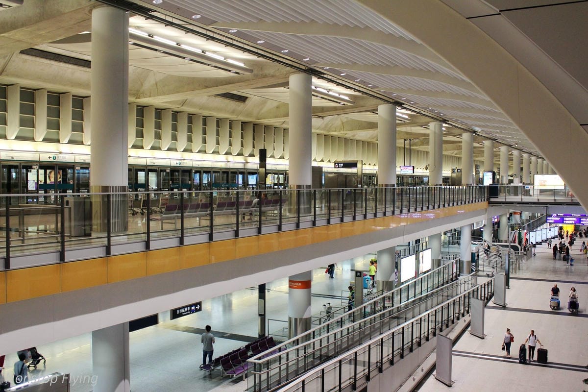 2017.05.12 長榮航空 BR858 香港HKG-桃園TPE 飛行記錄 -巧遇酷企鵝郊遊機! - 第25張圖 2017.05.12 長榮航空 BR858 香港HKG-桃園TPE 飛行記錄 -巧遇酷企鵝郊遊機!