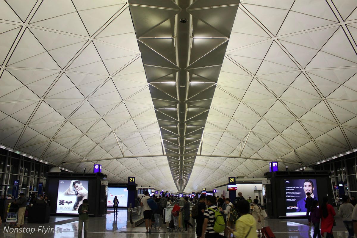 2017.05.12 長榮航空 BR858 香港HKG-桃園TPE 飛行記錄 -巧遇酷企鵝郊遊機! - 第32張圖 2017.05.12 長榮航空 BR858 香港HKG-桃園TPE 飛行記錄 -巧遇酷企鵝郊遊機!