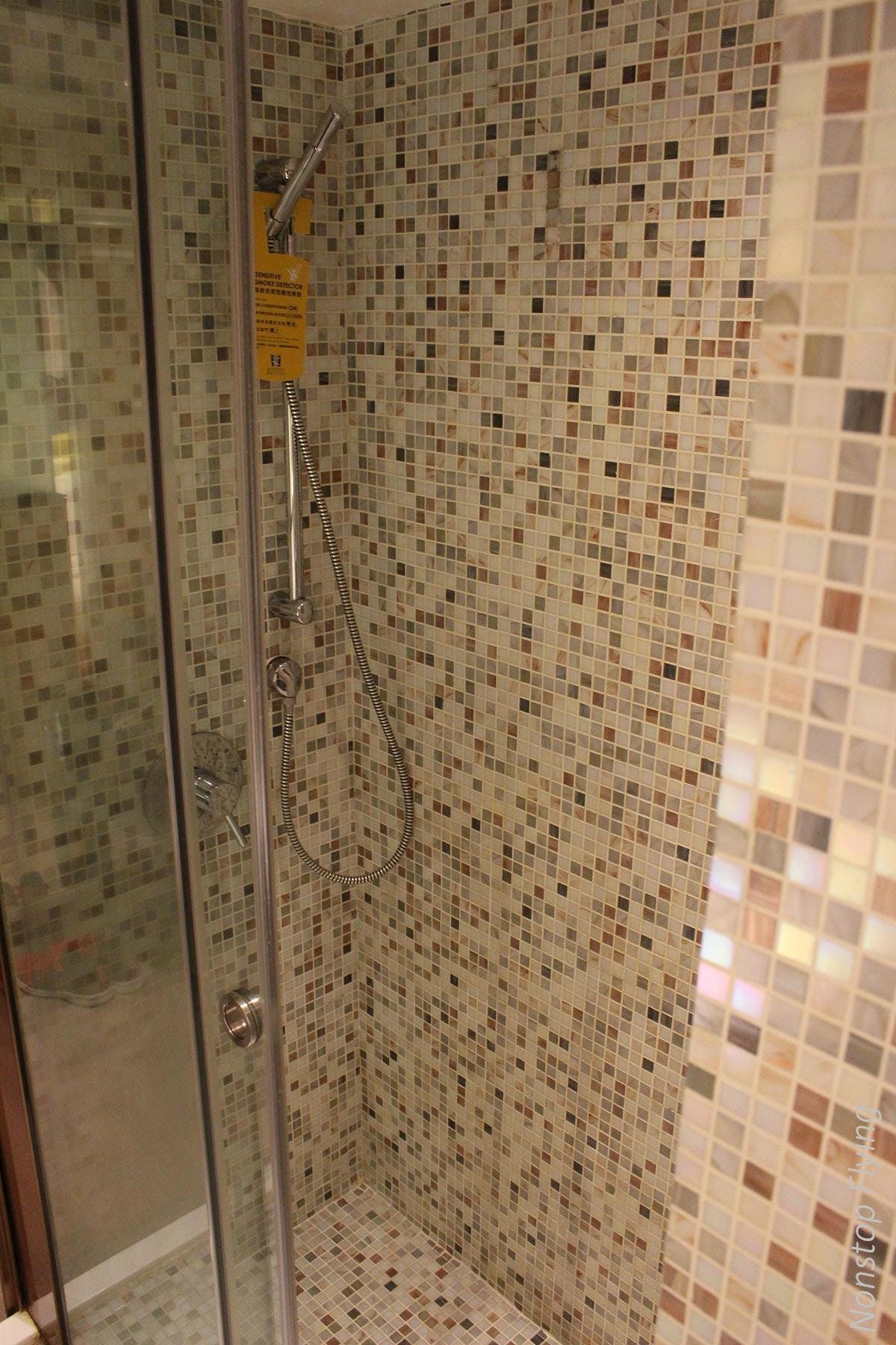 【香港住宿】晉逸海景精品酒店上環 -近上環,港島線西營盤步行3分,客房附免費行動上網智慧型手機 - 第33張圖 【香港住宿】晉逸海景精品酒店上環 -近上環,港島線西營盤步行3分,客房附免費行動上網智慧型手機