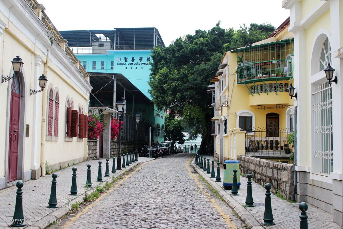 【澳門一日遊】從巴黎人、威尼斯人逛到澳門半島-議事亭前地、大三巴牌坊、東望洋燈塔、美高梅酒店… - 第18張圖 【澳門一日遊】從巴黎人、威尼斯人逛到澳門半島-議事亭前地、大三巴牌坊、東望洋燈塔、美高梅酒店…