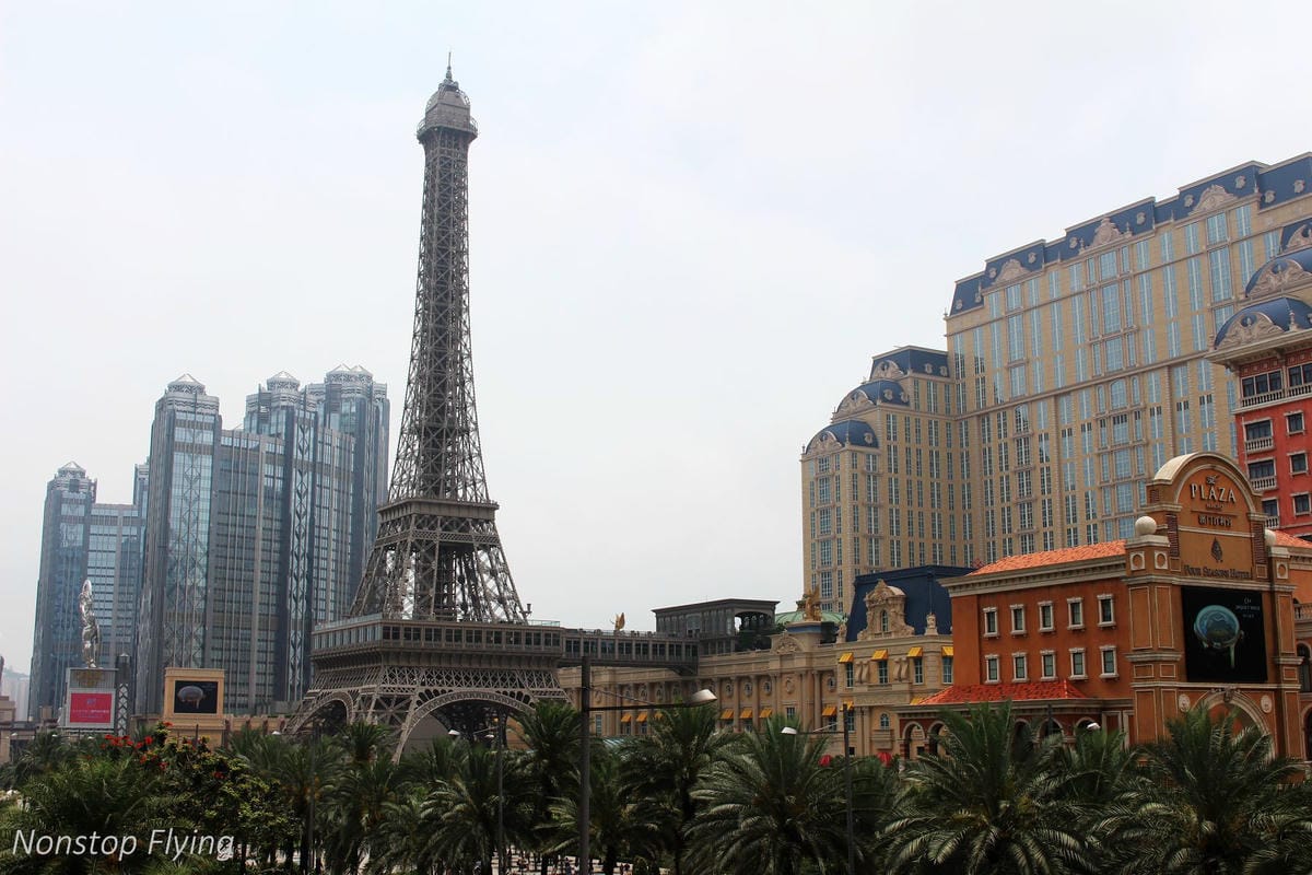 【澳門一日遊】從巴黎人、威尼斯人逛到澳門半島-議事亭前地、大三巴牌坊、東望洋燈塔、美高梅酒店… - 第2張圖 【澳門一日遊】從巴黎人、威尼斯人逛到澳門半島-議事亭前地、大三巴牌坊、東望洋燈塔、美高梅酒店…