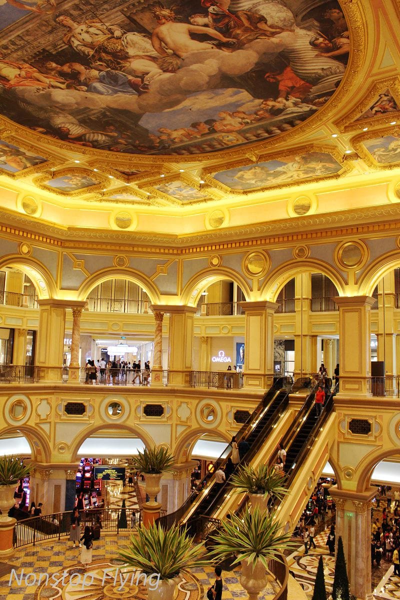 【澳門一日遊】從巴黎人、威尼斯人逛到澳門半島-議事亭前地、大三巴牌坊、東望洋燈塔、美高梅酒店… - 第15張圖 【澳門一日遊】從巴黎人、威尼斯人逛到澳門半島-議事亭前地、大三巴牌坊、東望洋燈塔、美高梅酒店…