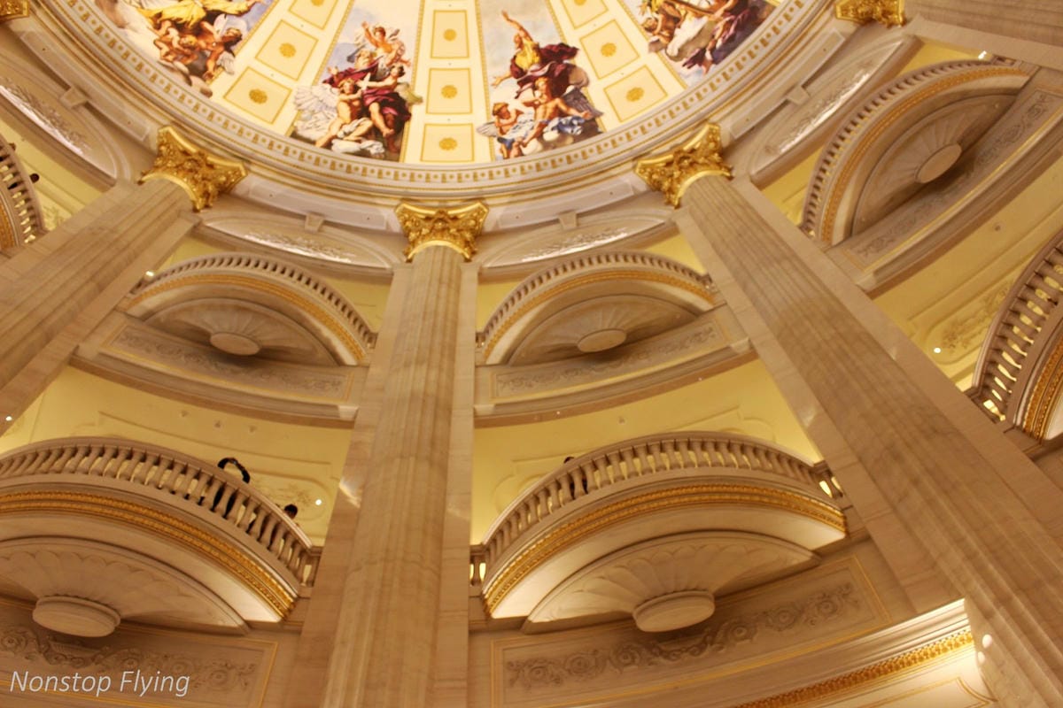 【澳門一日遊】從巴黎人、威尼斯人逛到澳門半島-議事亭前地、大三巴牌坊、東望洋燈塔、美高梅酒店… - 第10張圖 【澳門一日遊】從巴黎人、威尼斯人逛到澳門半島-議事亭前地、大三巴牌坊、東望洋燈塔、美高梅酒店…