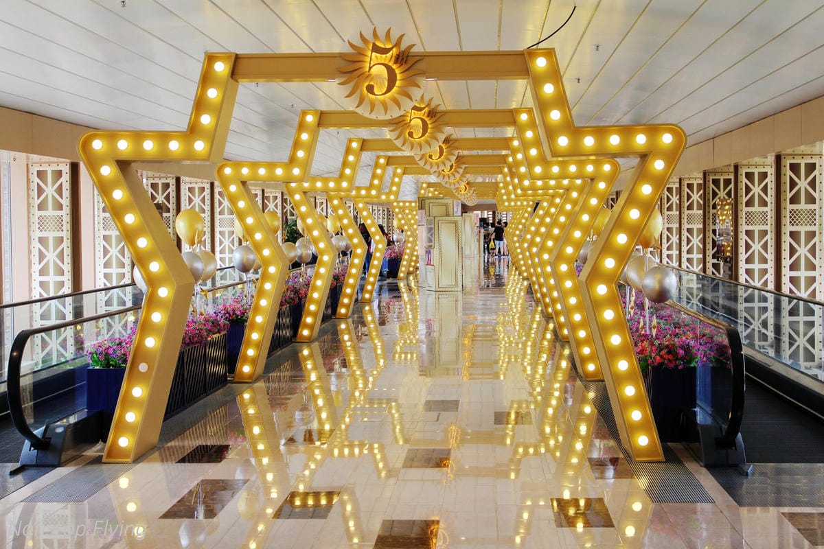 【澳門一日遊】從巴黎人、威尼斯人逛到澳門半島-議事亭前地、大三巴牌坊、東望洋燈塔、美高梅酒店… - 第5張圖 【澳門一日遊】從巴黎人、威尼斯人逛到澳門半島-議事亭前地、大三巴牌坊、東望洋燈塔、美高梅酒店…