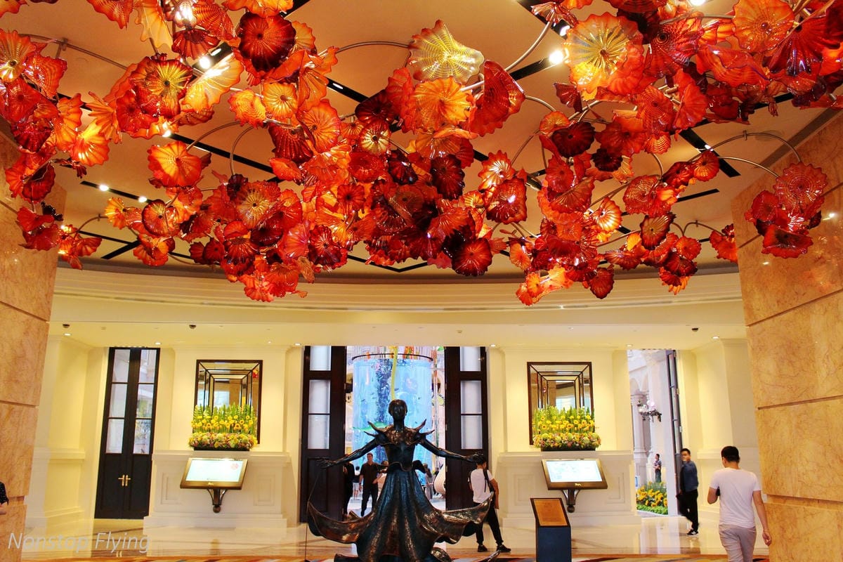 【澳門一日遊】從巴黎人、威尼斯人逛到澳門半島-議事亭前地、大三巴牌坊、東望洋燈塔、美高梅酒店… - 第35張圖 【澳門一日遊】從巴黎人、威尼斯人逛到澳門半島-議事亭前地、大三巴牌坊、東望洋燈塔、美高梅酒店…