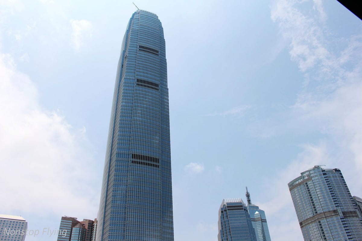 【香港遊記】中環的日與夜、勝香園美味番茄通粉、天壇大佛、尖沙咀翡翠拉麵小籠包、文華東方酒店、四季酒店 - 第10張圖 【香港遊記】中環的日與夜、勝香園美味番茄通粉、天壇大佛、尖沙咀翡翠拉麵小籠包、文華東方酒店、四季酒店