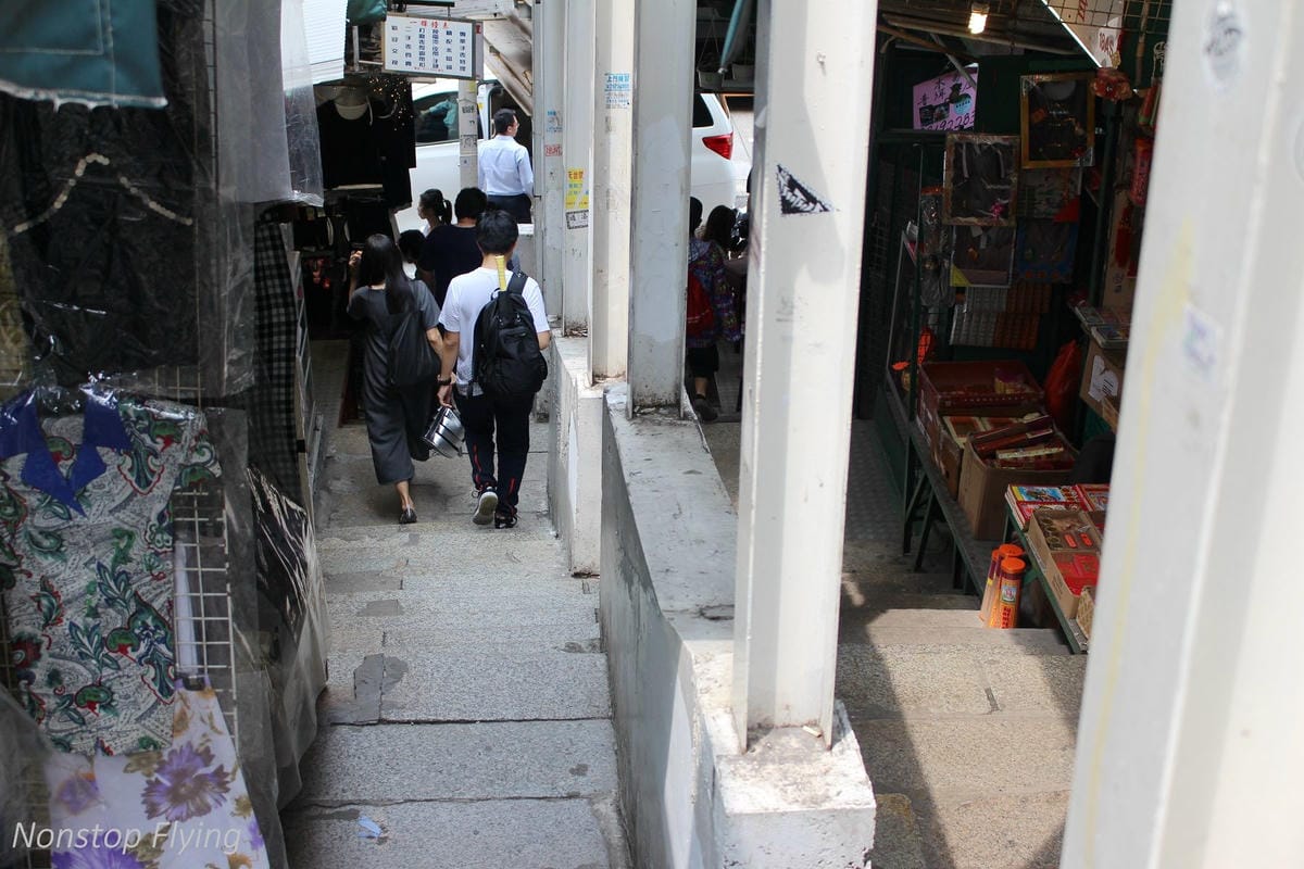 【香港遊記】中環的日與夜、勝香園美味番茄通粉、天壇大佛、尖沙咀翡翠拉麵小籠包、文華東方酒店、四季酒店 - 第25張圖 【香港遊記】中環的日與夜、勝香園美味番茄通粉、天壇大佛、尖沙咀翡翠拉麵小籠包、文華東方酒店、四季酒店