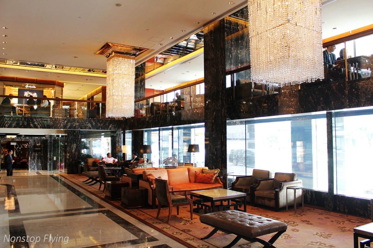 【香港遊記】中環的日與夜、勝香園美味番茄通粉、天壇大佛、尖沙咀翡翠拉麵小籠包、文華東方酒店、四季酒店 - 第5張圖 【香港遊記】中環的日與夜、勝香園美味番茄通粉、天壇大佛、尖沙咀翡翠拉麵小籠包、文華東方酒店、四季酒店