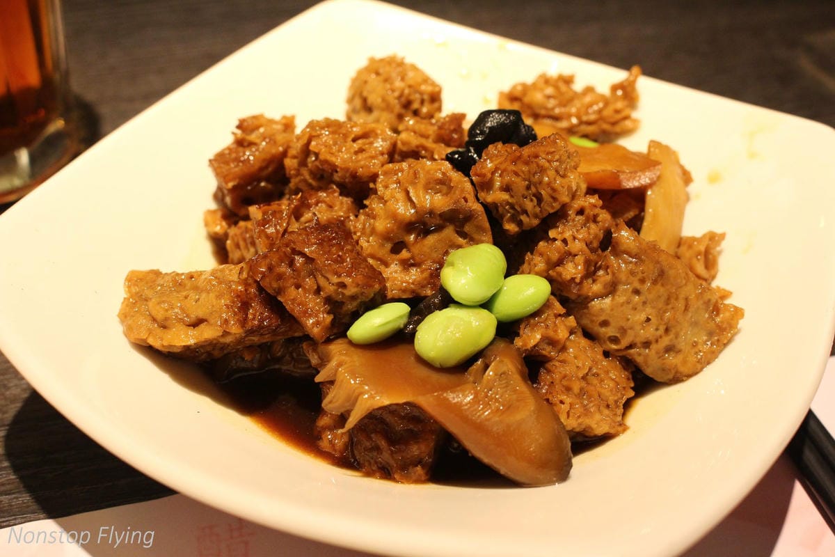 【香港遊記】中環的日與夜、勝香園美味番茄通粉、天壇大佛、尖沙咀翡翠拉麵小籠包、文華東方酒店、四季酒店 - 第58張圖 【香港遊記】中環的日與夜、勝香園美味番茄通粉、天壇大佛、尖沙咀翡翠拉麵小籠包、文華東方酒店、四季酒店