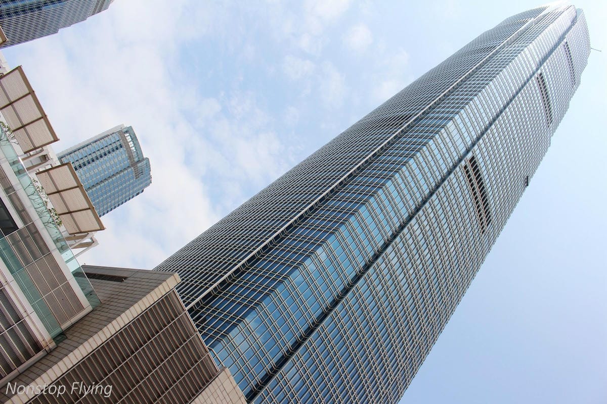 【香港遊記】中環的日與夜、勝香園美味番茄通粉、天壇大佛、尖沙咀翡翠拉麵小籠包、文華東方酒店、四季酒店 - 第9張圖 【香港遊記】中環的日與夜、勝香園美味番茄通粉、天壇大佛、尖沙咀翡翠拉麵小籠包、文華東方酒店、四季酒店