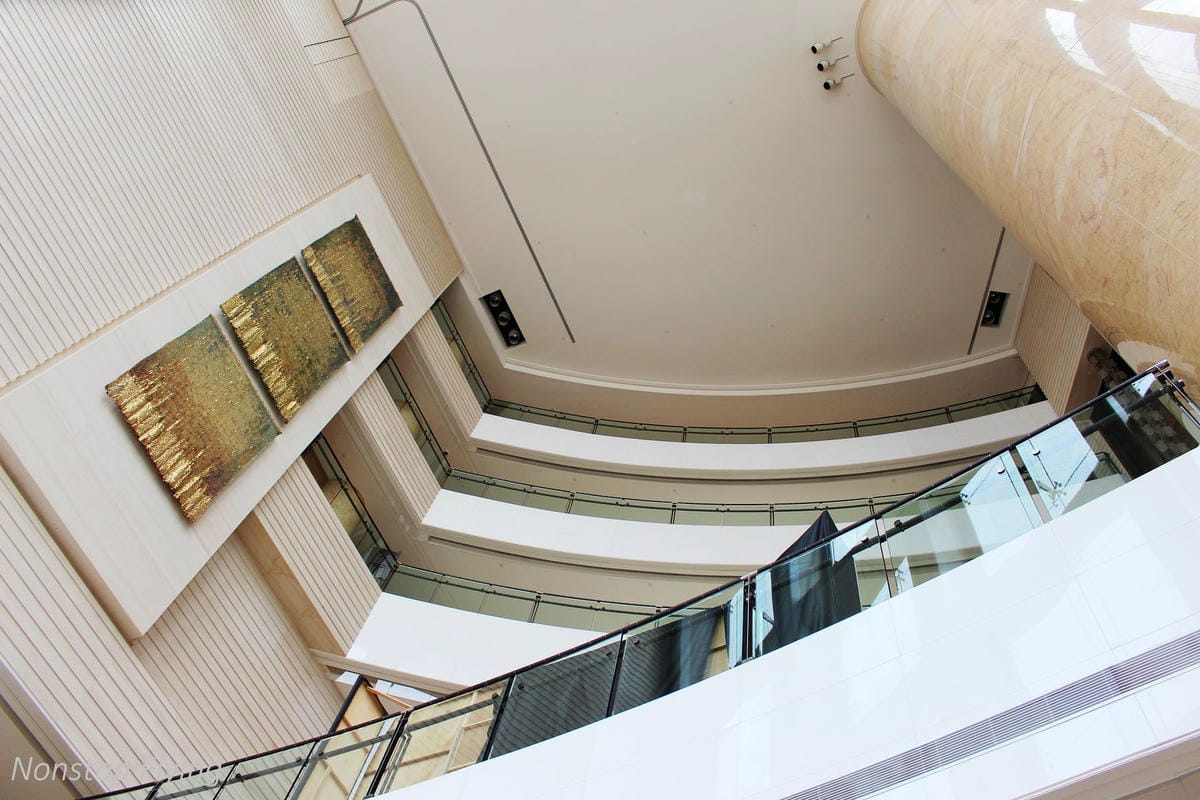 【香港遊記】中環的日與夜、勝香園美味番茄通粉、天壇大佛、尖沙咀翡翠拉麵小籠包、文華東方酒店、四季酒店 - 第22張圖 【香港遊記】中環的日與夜、勝香園美味番茄通粉、天壇大佛、尖沙咀翡翠拉麵小籠包、文華東方酒店、四季酒店