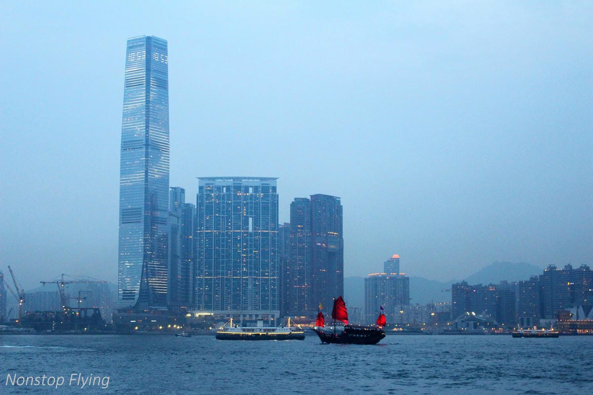 【香港遊記】中環的日與夜、勝香園美味番茄通粉、天壇大佛、尖沙咀翡翠拉麵小籠包、文華東方酒店、四季酒店 - 第51張圖 【香港遊記】中環的日與夜、勝香園美味番茄通粉、天壇大佛、尖沙咀翡翠拉麵小籠包、文華東方酒店、四季酒店