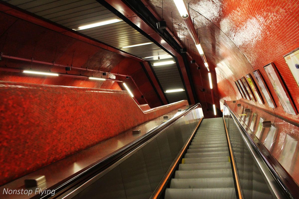 【香港遊記】鰂魚涌海山樓(怪獸大廈)、北角雞蛋仔、油街實現、太平山百萬夜景、翠華餐廳 - 第6張圖 【香港遊記】鰂魚涌海山樓(怪獸大廈)、北角雞蛋仔、油街實現、太平山百萬夜景、翠華餐廳