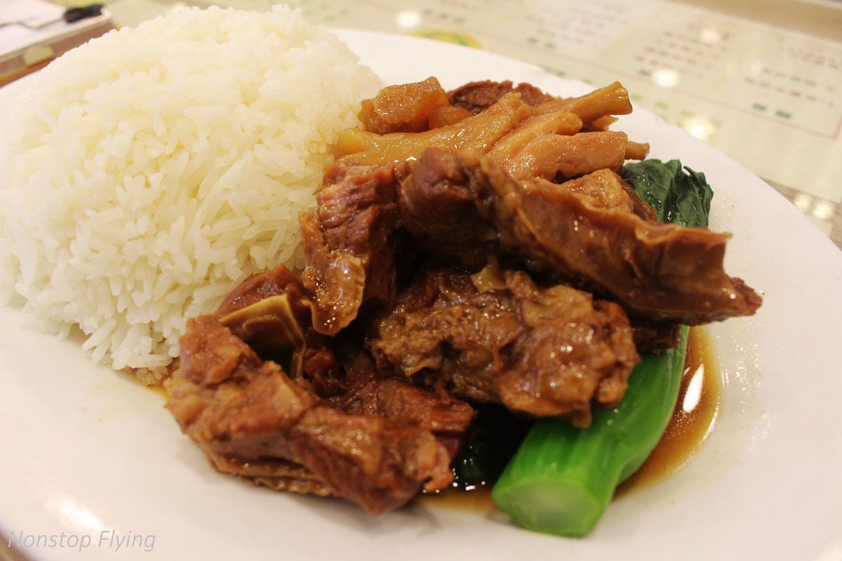 【香港遊記】鰂魚涌海山樓(怪獸大廈)、北角雞蛋仔、油街實現、太平山百萬夜景、翠華餐廳 - 第19張圖 【香港遊記】鰂魚涌海山樓(怪獸大廈)、北角雞蛋仔、油街實現、太平山百萬夜景、翠華餐廳