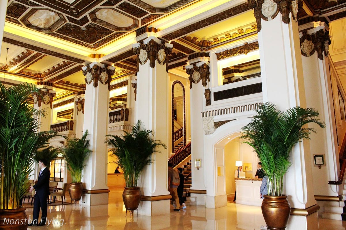 【香港遊記】歷史最久-半島酒店、電影主題-尖沙咀星光花園、寵物集散地-旺角金魚街、中環大會堂美心皇宮、銅鑼灣 - 第6張圖 【香港遊記】歷史最久-半島酒店、電影主題-尖沙咀星光花園、寵物集散地-旺角金魚街、中環大會堂美心皇宮、銅鑼灣