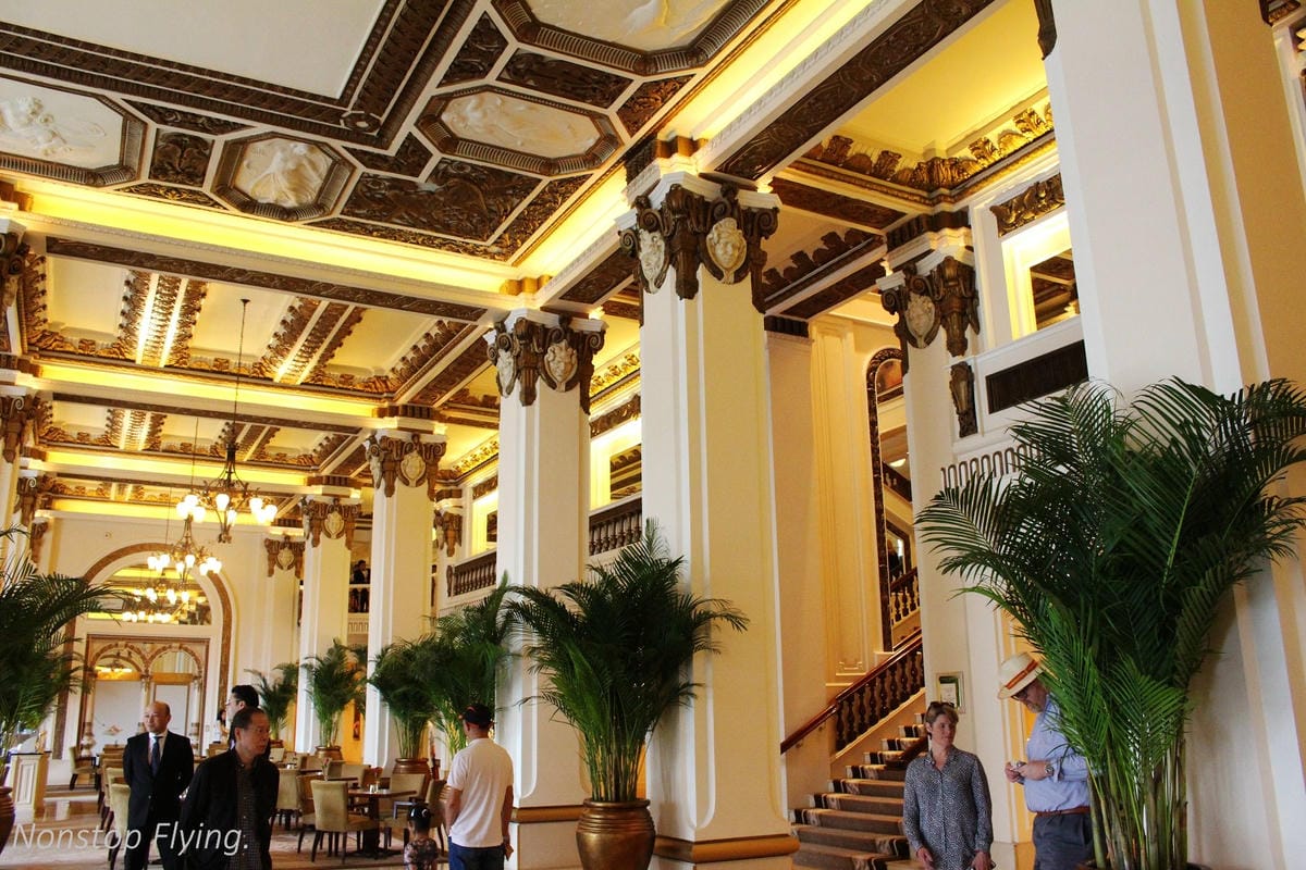 【香港遊記】歷史最久-半島酒店、電影主題-尖沙咀星光花園、寵物集散地-旺角金魚街、中環大會堂美心皇宮、銅鑼灣 - 第7張圖 【香港遊記】歷史最久-半島酒店、電影主題-尖沙咀星光花園、寵物集散地-旺角金魚街、中環大會堂美心皇宮、銅鑼灣