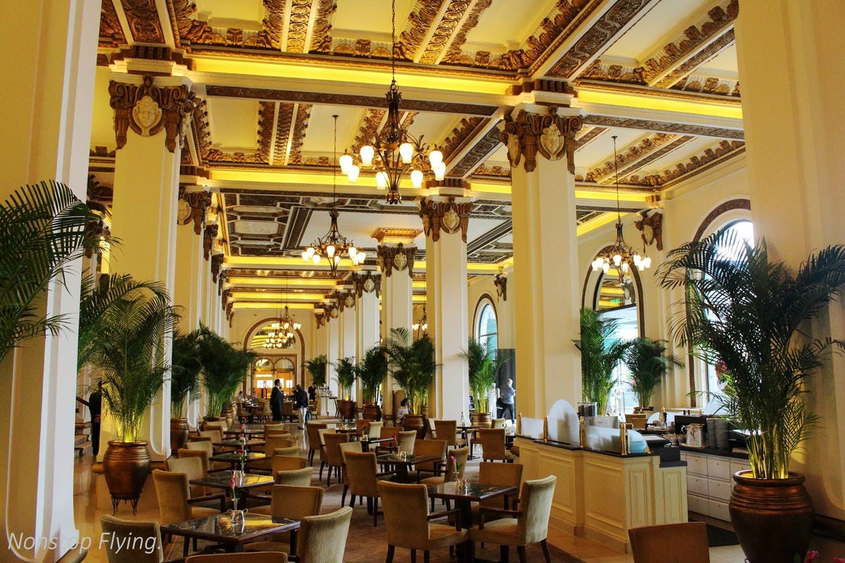 【香港遊記】歷史最久-半島酒店、電影主題-尖沙咀星光花園、寵物集散地-旺角金魚街、中環大會堂美心皇宮、銅鑼灣 - 第8張圖 【香港遊記】歷史最久-半島酒店、電影主題-尖沙咀星光花園、寵物集散地-旺角金魚街、中環大會堂美心皇宮、銅鑼灣