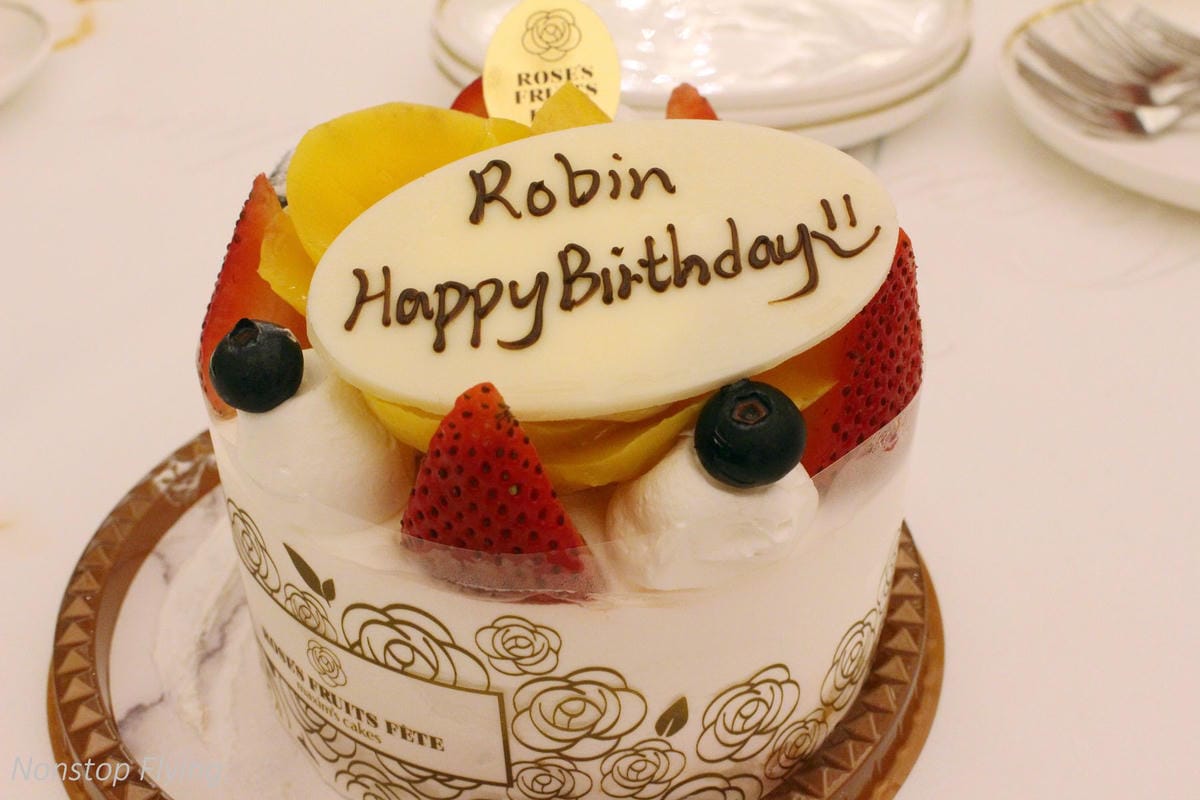 【香港遊記】歷史最久-半島酒店、電影主題-尖沙咀星光花園、寵物集散地-旺角金魚街、中環大會堂美心皇宮、銅鑼灣