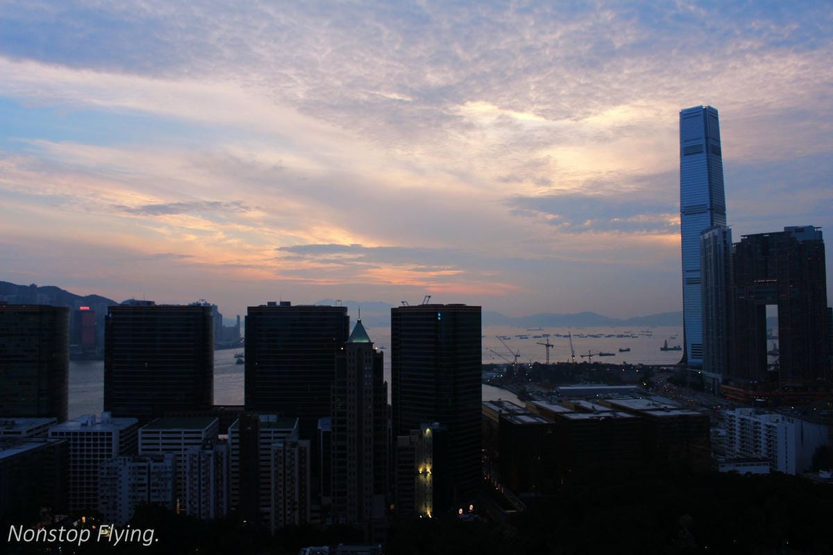 【香港遊記】歷史最久-半島酒店、電影主題-尖沙咀星光花園、寵物集散地-旺角金魚街、中環大會堂美心皇宮、銅鑼灣 - 第34張圖 【香港遊記】歷史最久-半島酒店、電影主題-尖沙咀星光花園、寵物集散地-旺角金魚街、中環大會堂美心皇宮、銅鑼灣