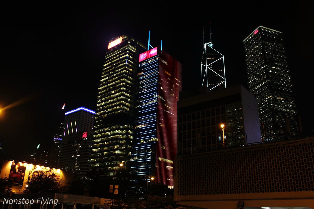 【香港遊記】歷史最久-半島酒店、電影主題-尖沙咀星光花園、寵物集散地-旺角金魚街、中環大會堂美心皇宮、銅鑼灣 - 第37張圖 【香港遊記】歷史最久-半島酒店、電影主題-尖沙咀星光花園、寵物集散地-旺角金魚街、中環大會堂美心皇宮、銅鑼灣