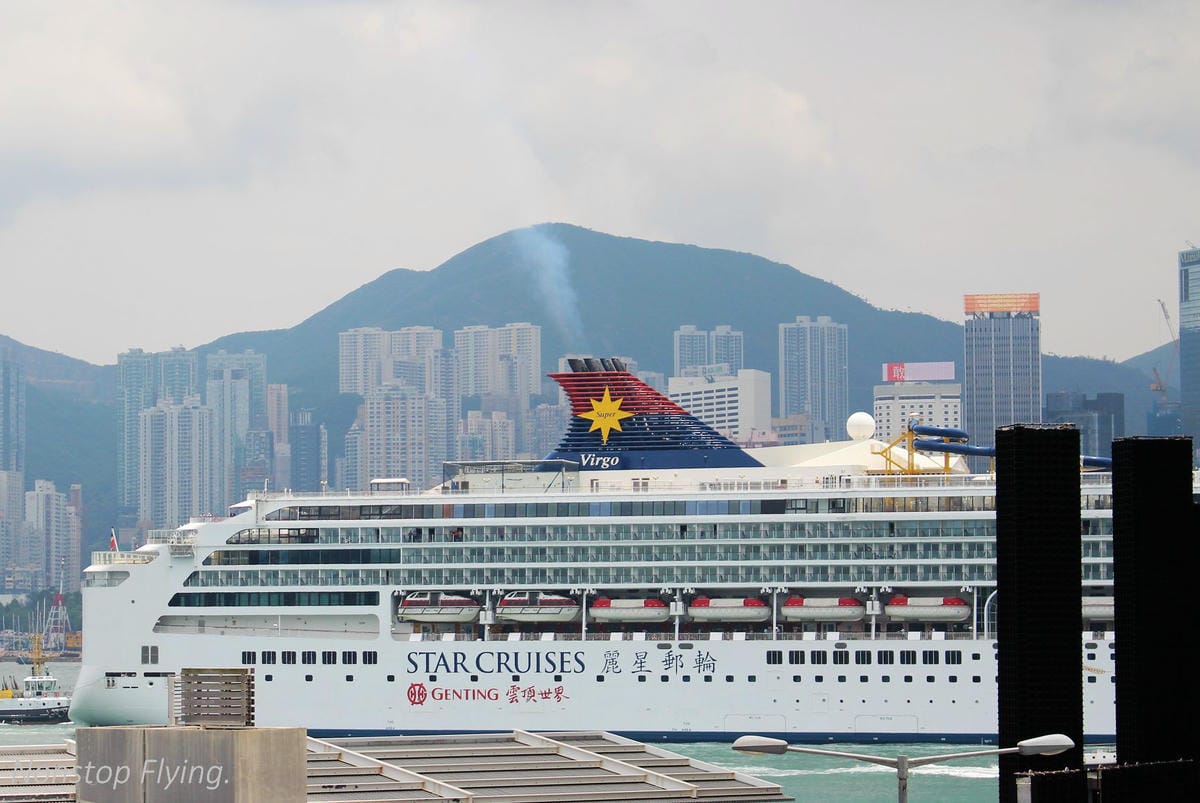 【香港遊記】歷史最久-半島酒店、電影主題-尖沙咀星光花園、寵物集散地-旺角金魚街、中環大會堂美心皇宮、銅鑼灣 - 第17張圖 【香港遊記】歷史最久-半島酒店、電影主題-尖沙咀星光花園、寵物集散地-旺角金魚街、中環大會堂美心皇宮、銅鑼灣