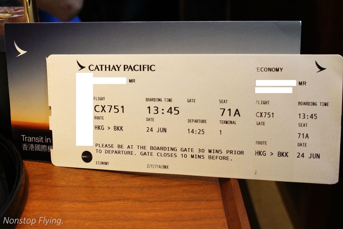 2017.06.24 國泰航空 CX469 台北TPE-香港HKG 飛行記錄 (777-300ER經濟艙) - 第8張圖 2017.06.24 國泰航空 CX469 台北TPE-香港HKG 飛行記錄 (777-300ER經濟艙)