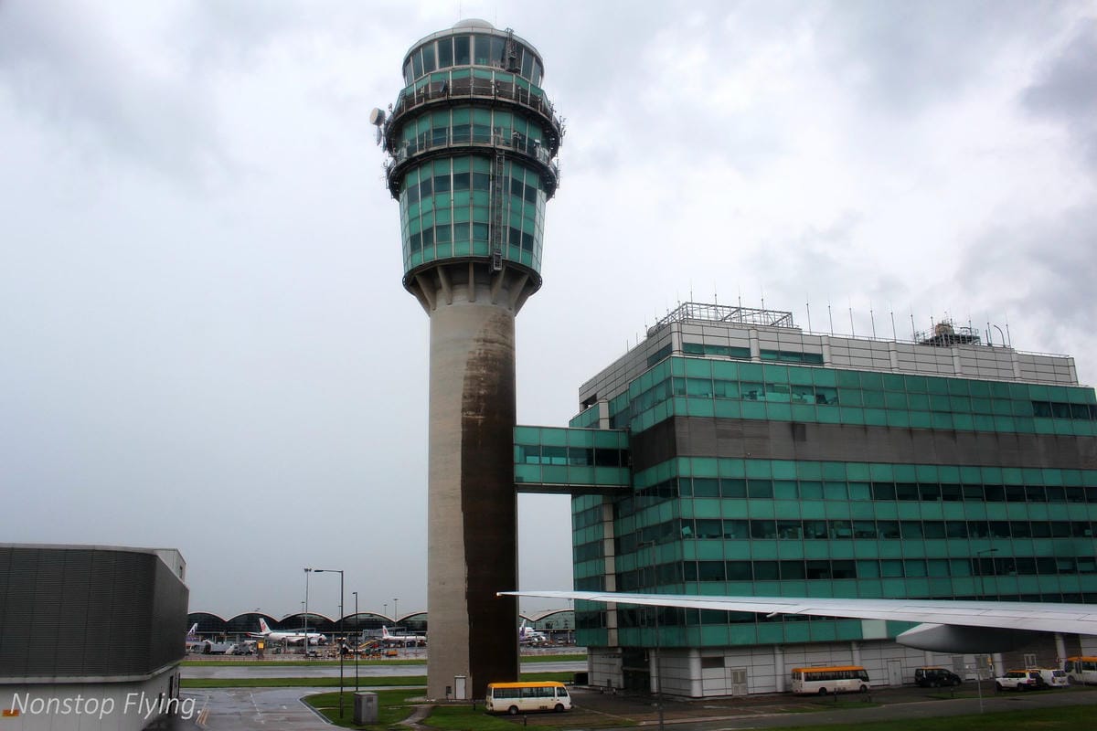 2017.06.24 國泰航空 CX469 台北TPE-香港HKG 飛行記錄 (777-300ER經濟艙) - 第80張圖 2017.06.24 國泰航空 CX469 台北TPE-香港HKG 飛行記錄 (777-300ER經濟艙)