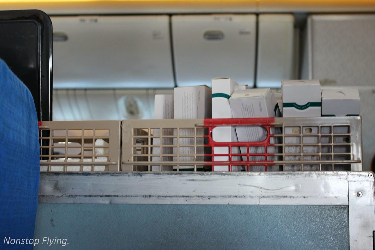 2017.06.24 國泰航空 CX469 台北TPE-香港HKG 飛行記錄 (777-300ER經濟艙) - 第53張圖 2017.06.24 國泰航空 CX469 台北TPE-香港HKG 飛行記錄 (777-300ER經濟艙)