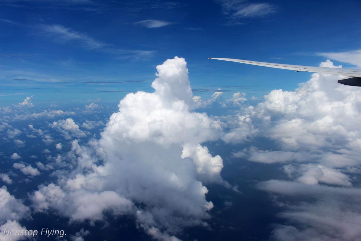 2017.06.24 國泰航空 CX469 台北TPE-香港HKG 飛行記錄 (777-300ER經濟艙) - 第67張圖 2017.06.24 國泰航空 CX469 台北TPE-香港HKG 飛行記錄 (777-300ER經濟艙)