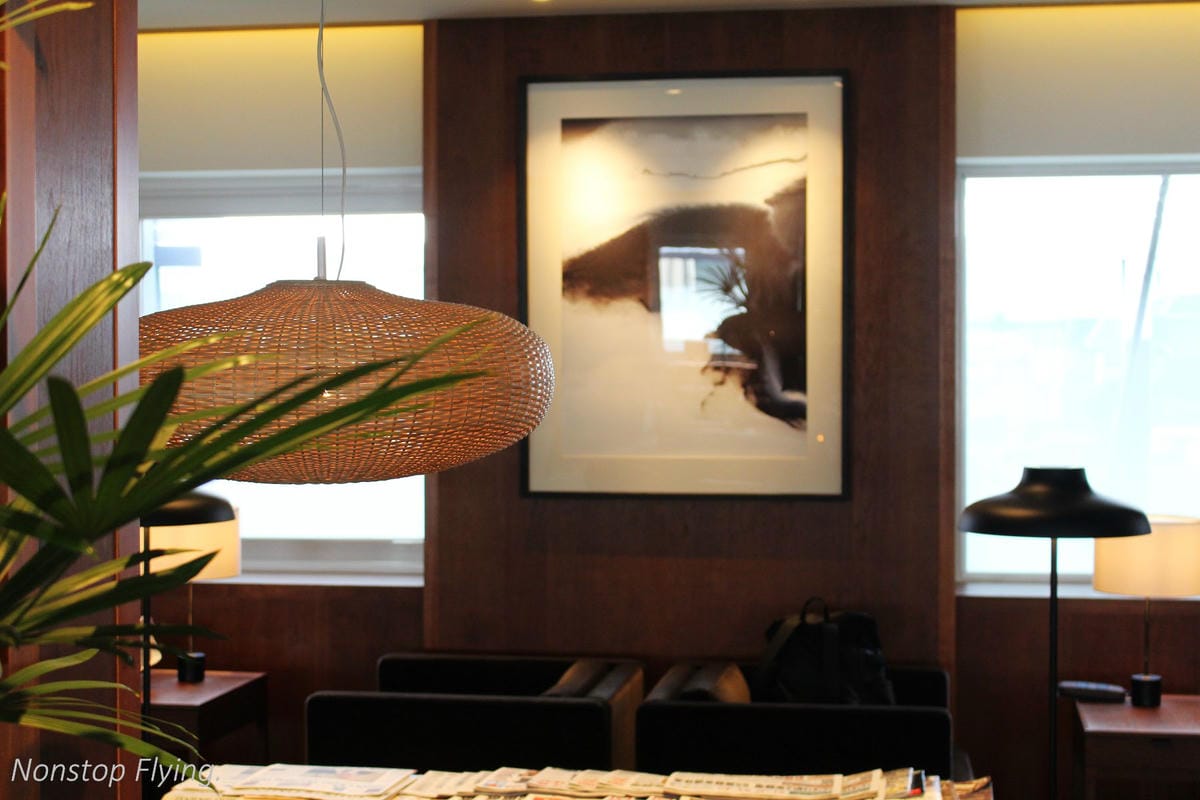 2017.06.24 國泰航空 CX469 台北TPE-香港HKG 飛行記錄 (777-300ER經濟艙) - 第15張圖 2017.06.24 國泰航空 CX469 台北TPE-香港HKG 飛行記錄 (777-300ER經濟艙)