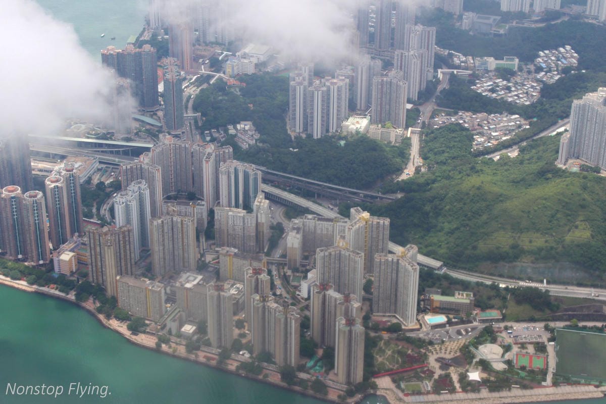 2017.06.24 國泰航空 CX469 台北TPE-香港HKG 飛行記錄 (777-300ER經濟艙) - 第72張圖 2017.06.24 國泰航空 CX469 台北TPE-香港HKG 飛行記錄 (777-300ER經濟艙)