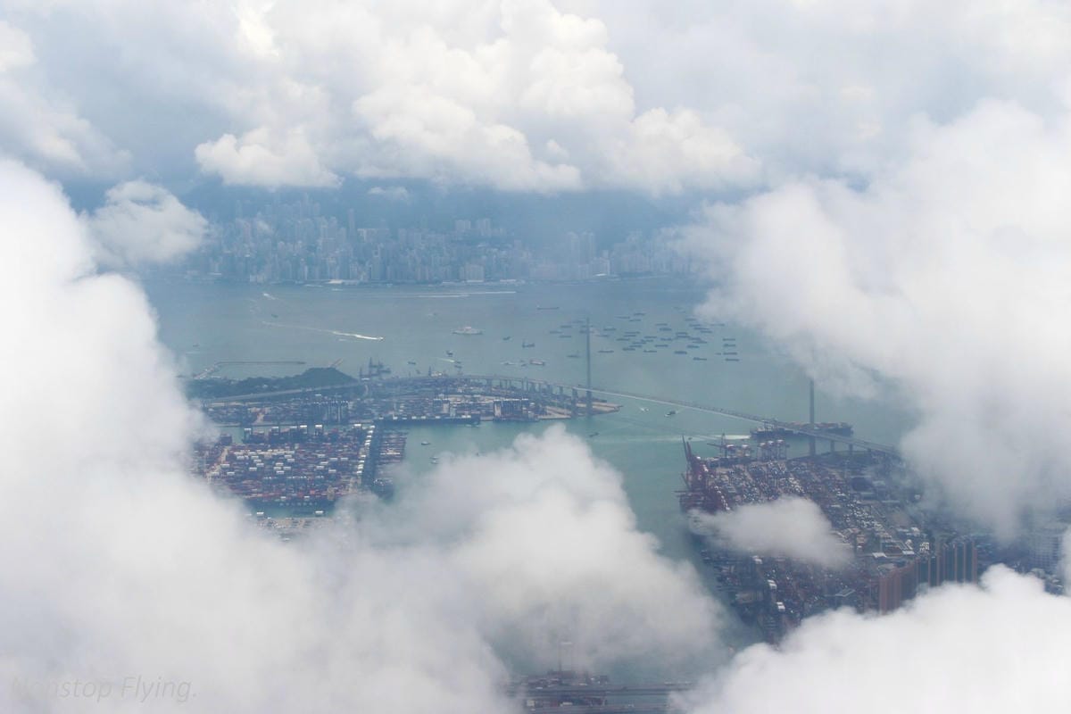 2017.06.24 國泰航空 CX469 台北TPE-香港HKG 飛行記錄 (777-300ER經濟艙) - 第71張圖 2017.06.24 國泰航空 CX469 台北TPE-香港HKG 飛行記錄 (777-300ER經濟艙)