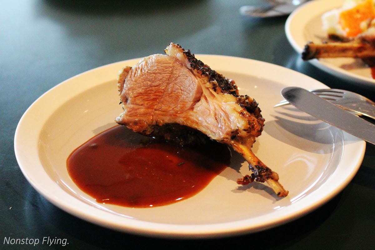 國泰航空 香港玉衡堂商務貴賓室 -現點熱食、麵食、飲料咖啡吧、淋浴/躺臥空間。 - 第9張圖 國泰航空 香港玉衡堂商務貴賓室 -現點熱食、麵食、飲料咖啡吧、淋浴/躺臥空間。