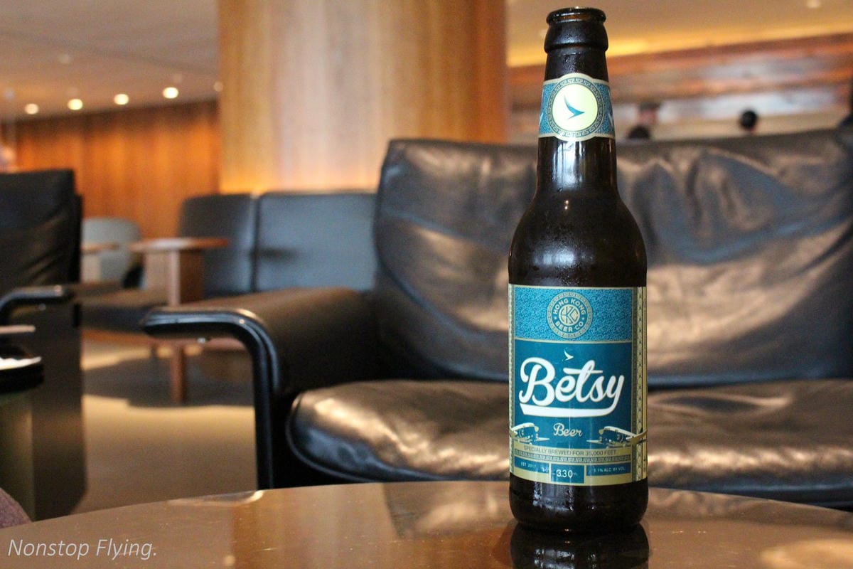 國泰航空 香港玉衡堂商務貴賓室 -現點熱食、麵食、飲料咖啡吧、淋浴/躺臥空間。 - 第20張圖 國泰航空 香港玉衡堂商務貴賓室 -現點熱食、麵食、飲料咖啡吧、淋浴/躺臥空間。