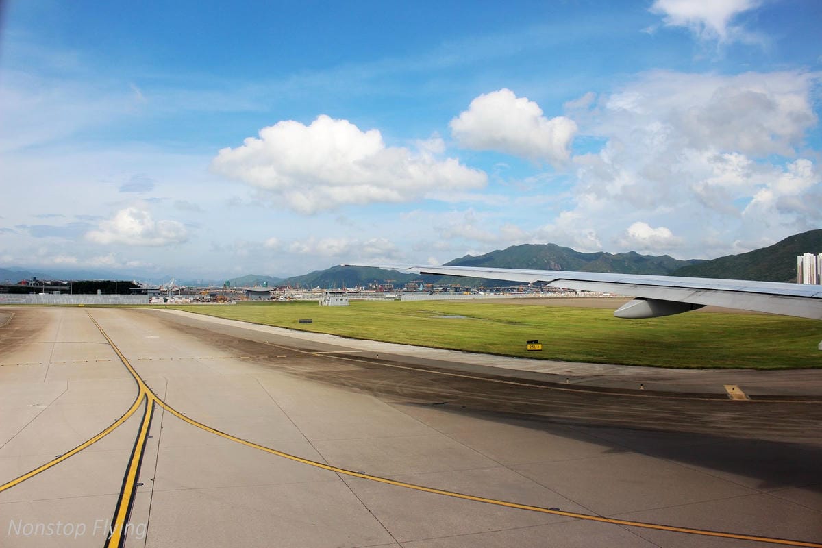 2017.06.24 國泰航空 CX751 香港HKG-曼谷BKK 飛行記錄 (777-300ER經濟艙) - 第20張圖 2017.06.24 國泰航空 CX751 香港HKG-曼谷BKK 飛行記錄 (777-300ER經濟艙)