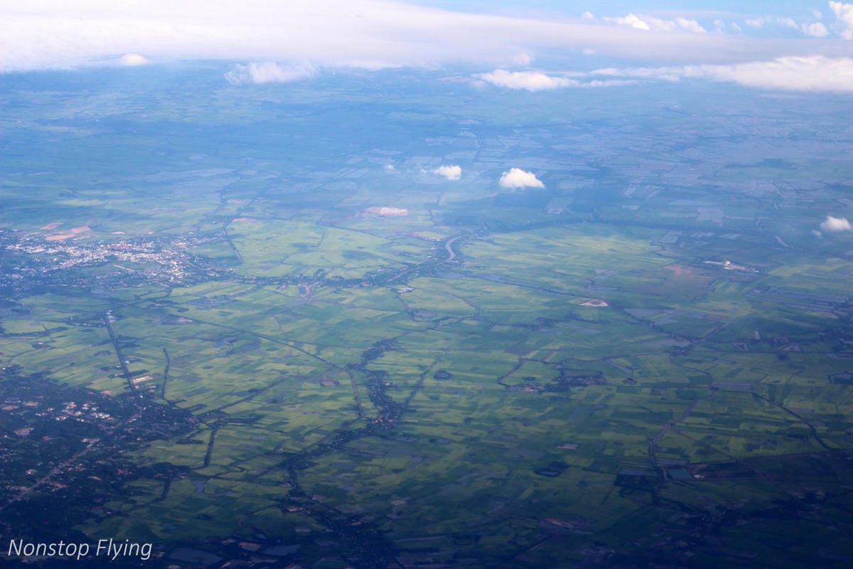 2017.06.24 國泰航空 CX751 香港HKG-曼谷BKK 飛行記錄 (777-300ER經濟艙) - 第51張圖 2017.06.24 國泰航空 CX751 香港HKG-曼谷BKK 飛行記錄 (777-300ER經濟艙)