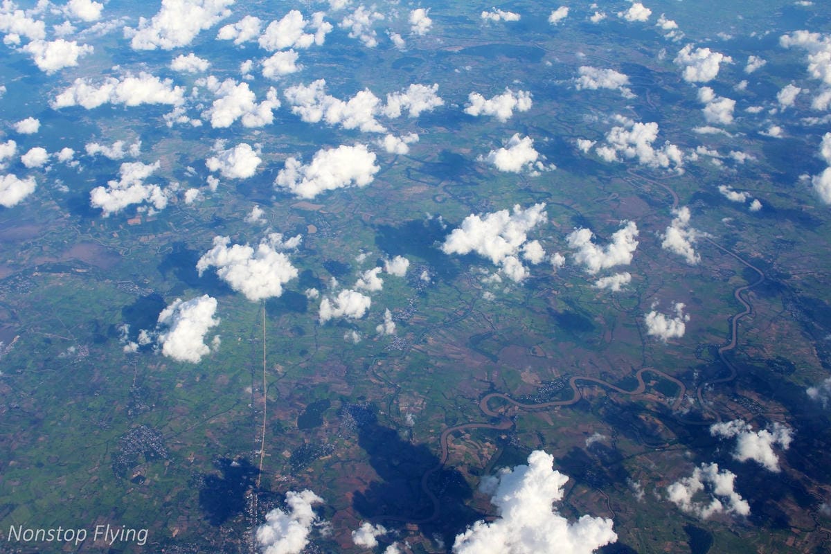 2017.06.24 國泰航空 CX751 香港HKG-曼谷BKK 飛行記錄 (777-300ER經濟艙) - 第49張圖 2017.06.24 國泰航空 CX751 香港HKG-曼谷BKK 飛行記錄 (777-300ER經濟艙)