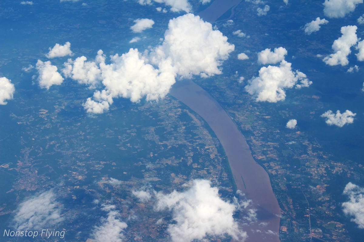 2017.06.24 國泰航空 CX751 香港HKG-曼谷BKK 飛行記錄 (777-300ER經濟艙) - 第44張圖 2017.06.24 國泰航空 CX751 香港HKG-曼谷BKK 飛行記錄 (777-300ER經濟艙)
