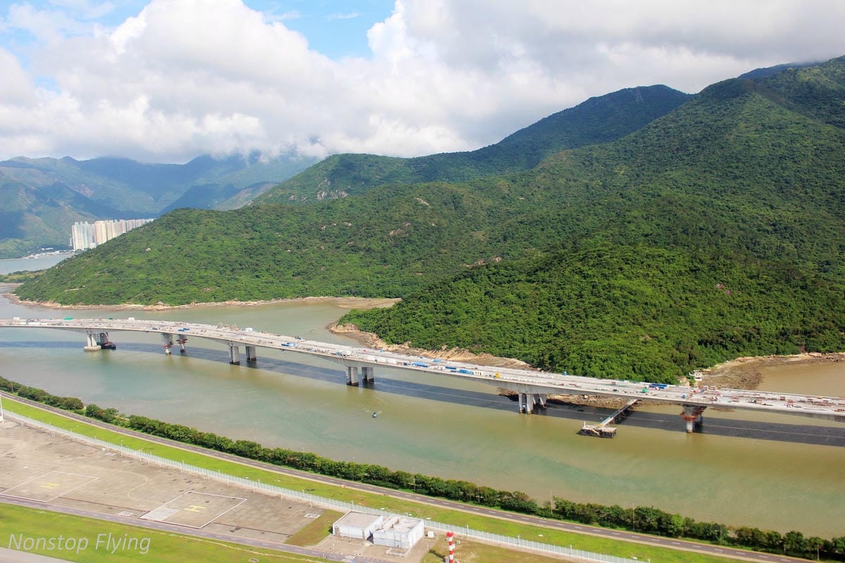 2017.06.24 國泰航空 CX751 香港HKG-曼谷BKK 飛行記錄 (777-300ER經濟艙) - 第23張圖 2017.06.24 國泰航空 CX751 香港HKG-曼谷BKK 飛行記錄 (777-300ER經濟艙)