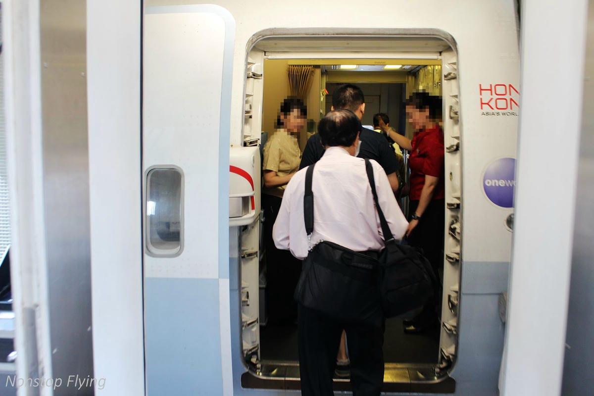 2017.06.24 國泰航空 CX751 香港HKG-曼谷BKK 飛行記錄 (777-300ER經濟艙) - 第4張圖 2017.06.24 國泰航空 CX751 香港HKG-曼谷BKK 飛行記錄 (777-300ER經濟艙)